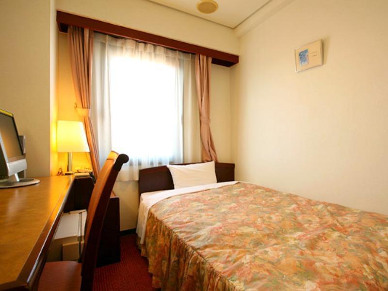 Hotel Seven Seven Takaoka Zewnętrze zdjęcie
