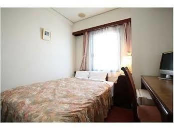 Hotel Seven Seven Takaoka Zewnętrze zdjęcie